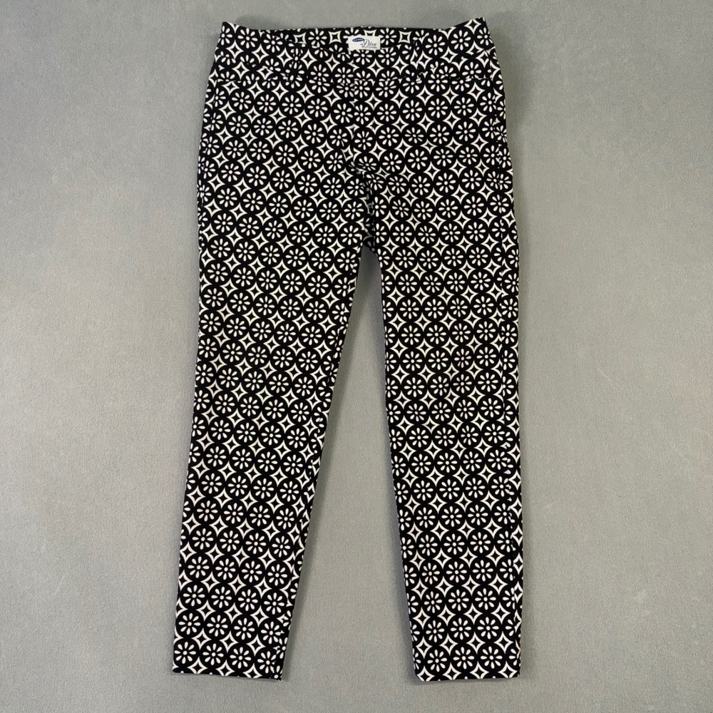 Old Navy The Diva Pants 6 Black White Floral Geometric Medallion Skinny Ankle